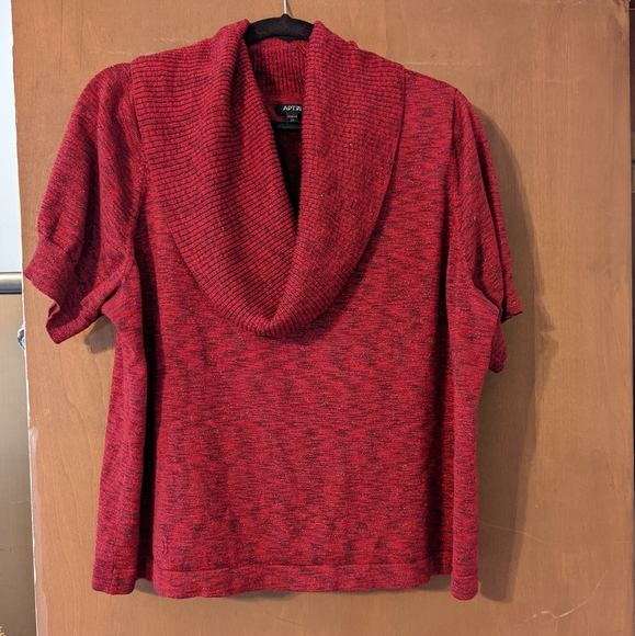 *sold* Apt. 9 red short sleeve sparkle sweater - Picture 5 of 8